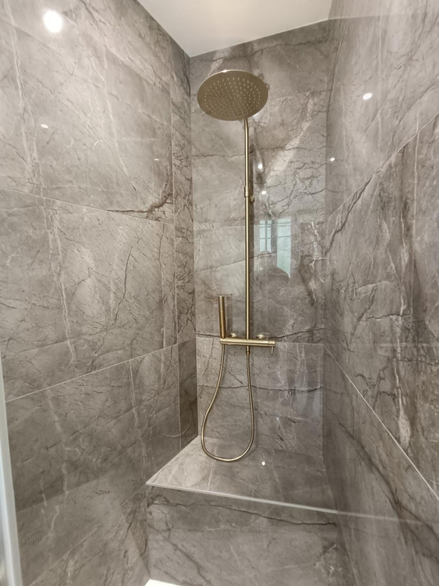 Brifaut Apartment Dijon Luaran gambar